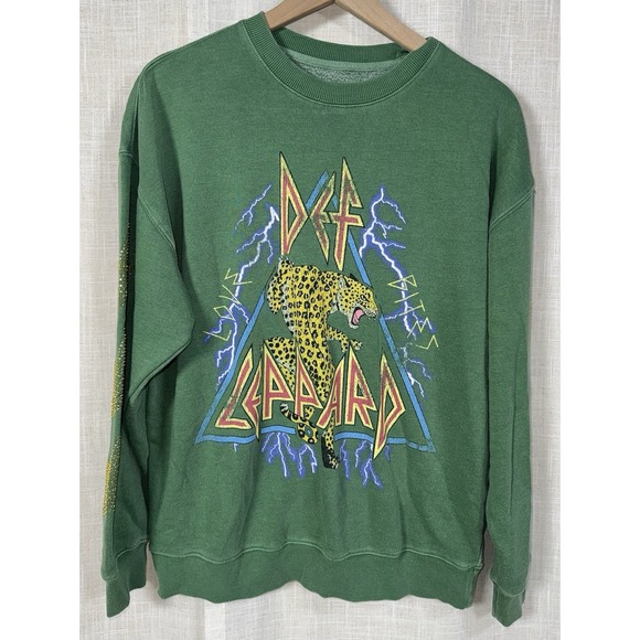 goodie two sleeves Tops - Def Leppard Green Graphic Sweatshirt Rhinestone Star Sleeves Women's Size S‎